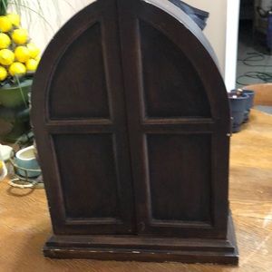 This is a beautiful vintage enclosed manger scene